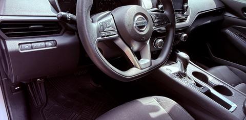 Nissan Altima 2021