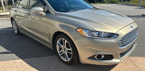 Ford Fusion Hybrid 2015