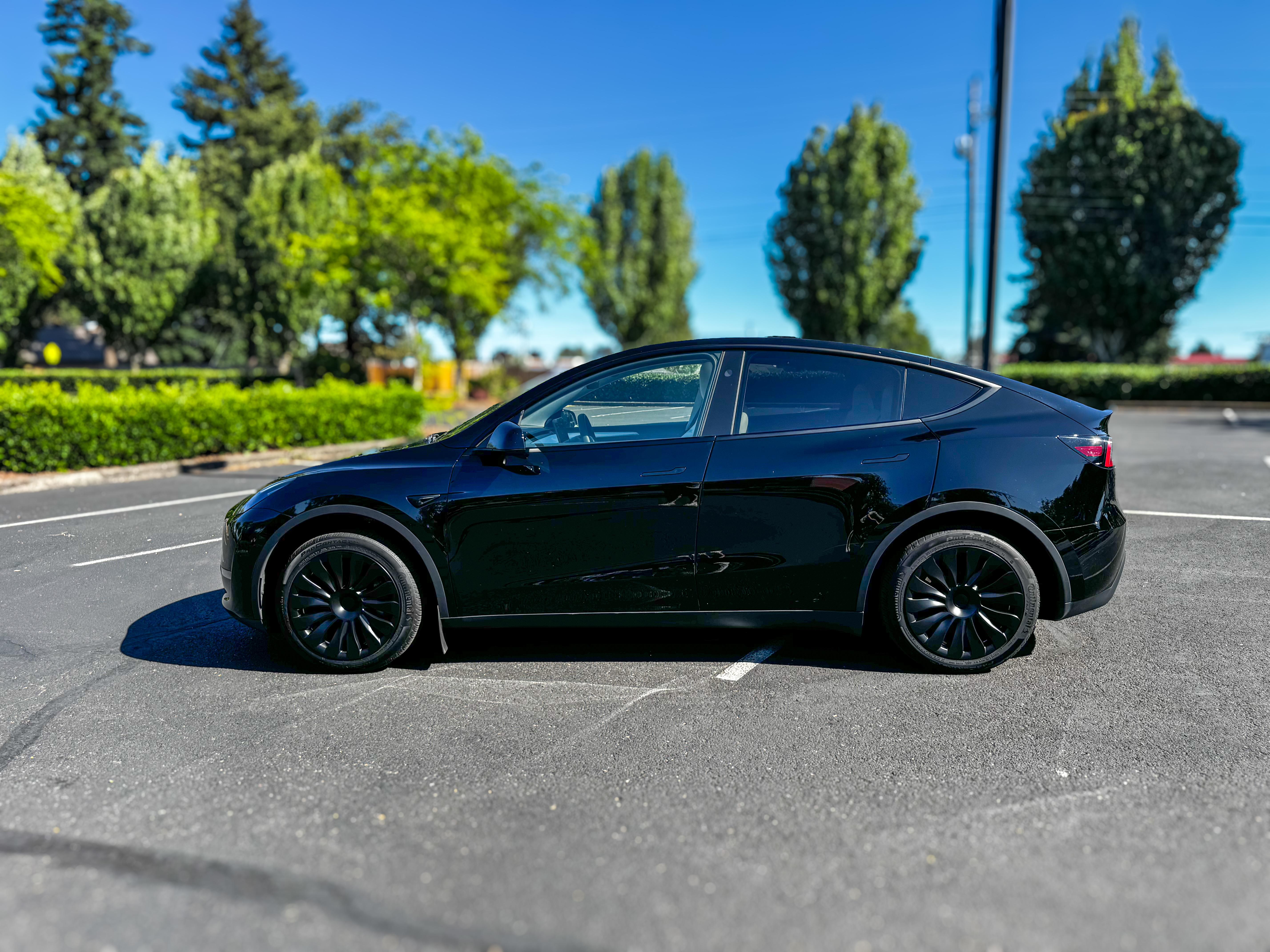 Tesla Model Y 2024 in Vancouver, WA