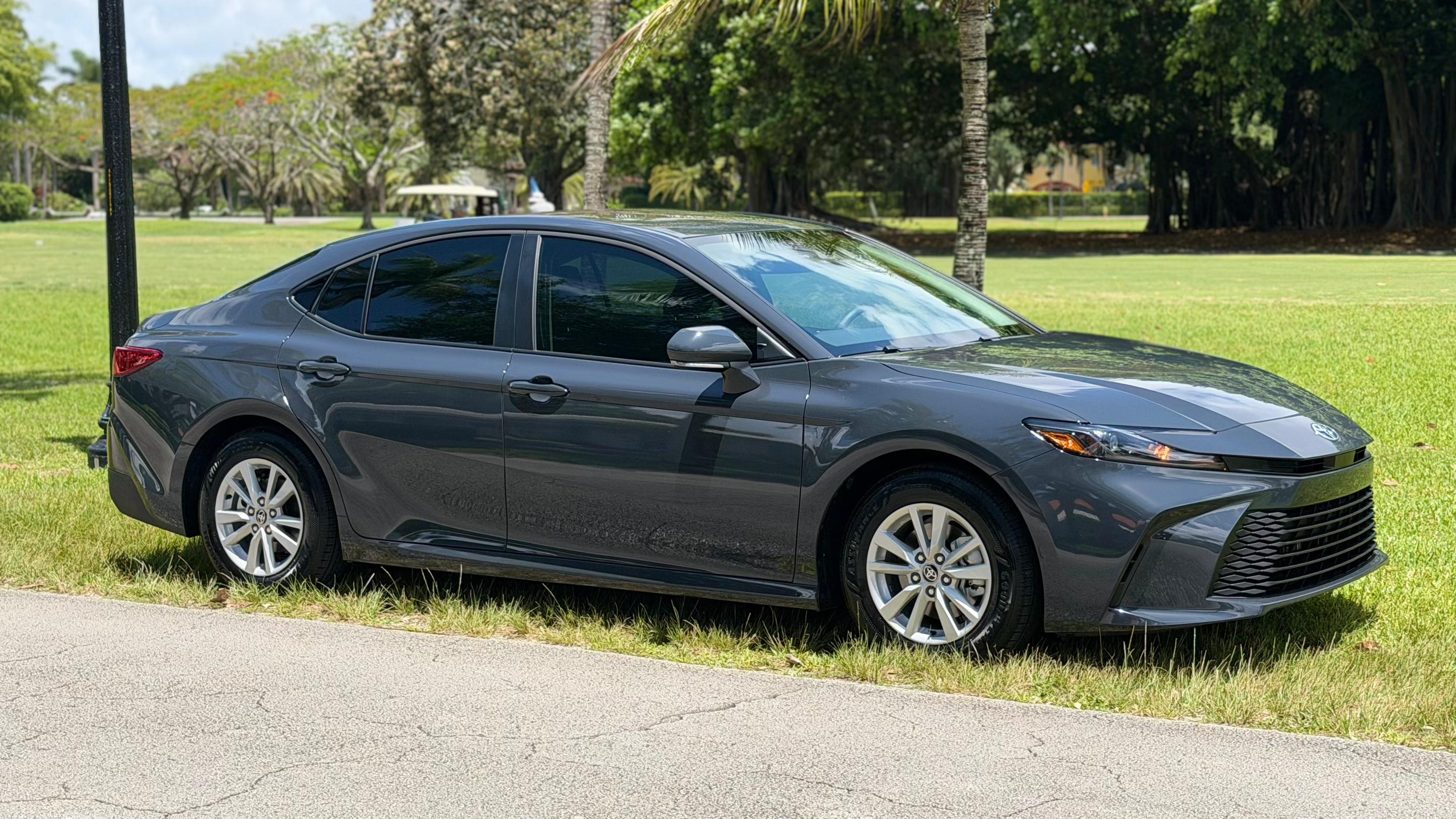 Toyota Camry Hybrid 2026 in 