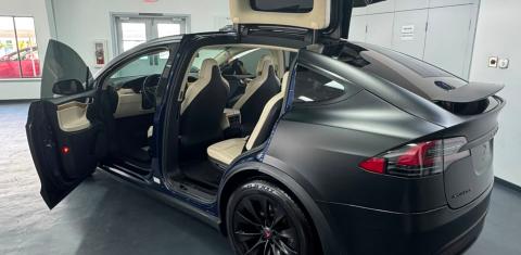 Tesla Model X 2018