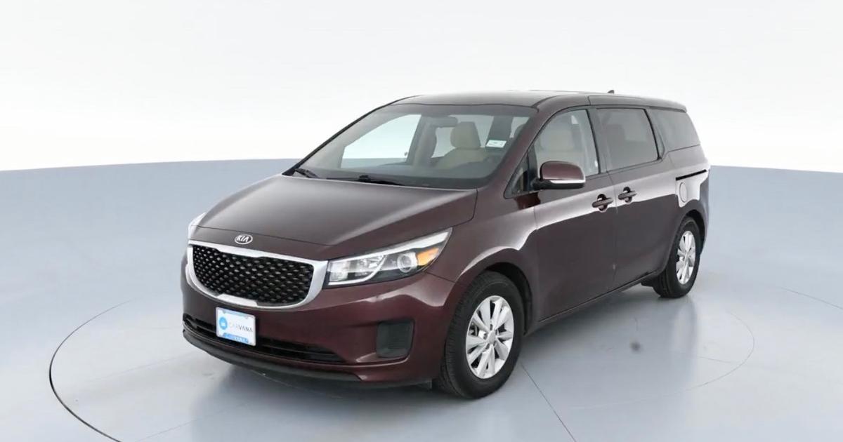 Kia Sedona 2018 rental in Dallas, TX by Omar R. Turo