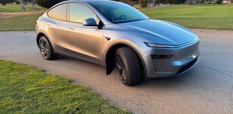 Tesla Model Y 2026