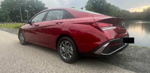 Hyundai Elantra 2024