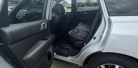 Nissan Pathfinder 2018