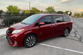 Toyota Sienna 2020 in North Las Vegas