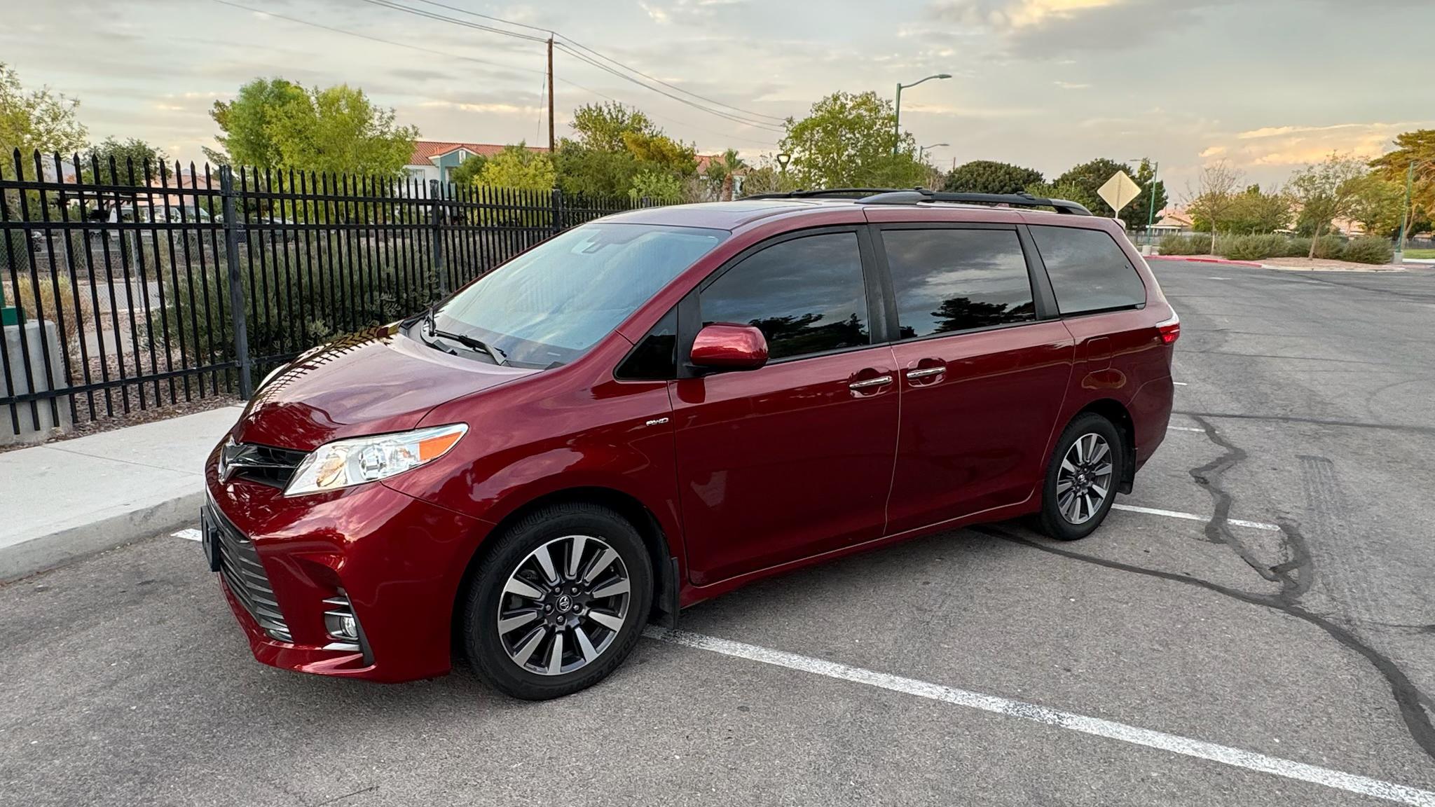 Toyota Sienna 2020 in North Las Vegas, NV