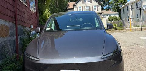 Tesla Model Y 2026