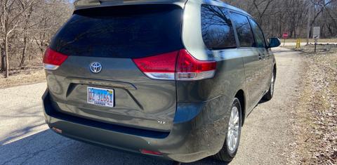 Toyota Sienna 2014