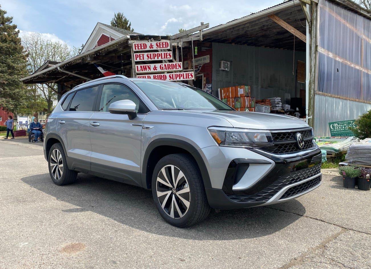 Volkswagen Taos 2022 in Mesa, AZ