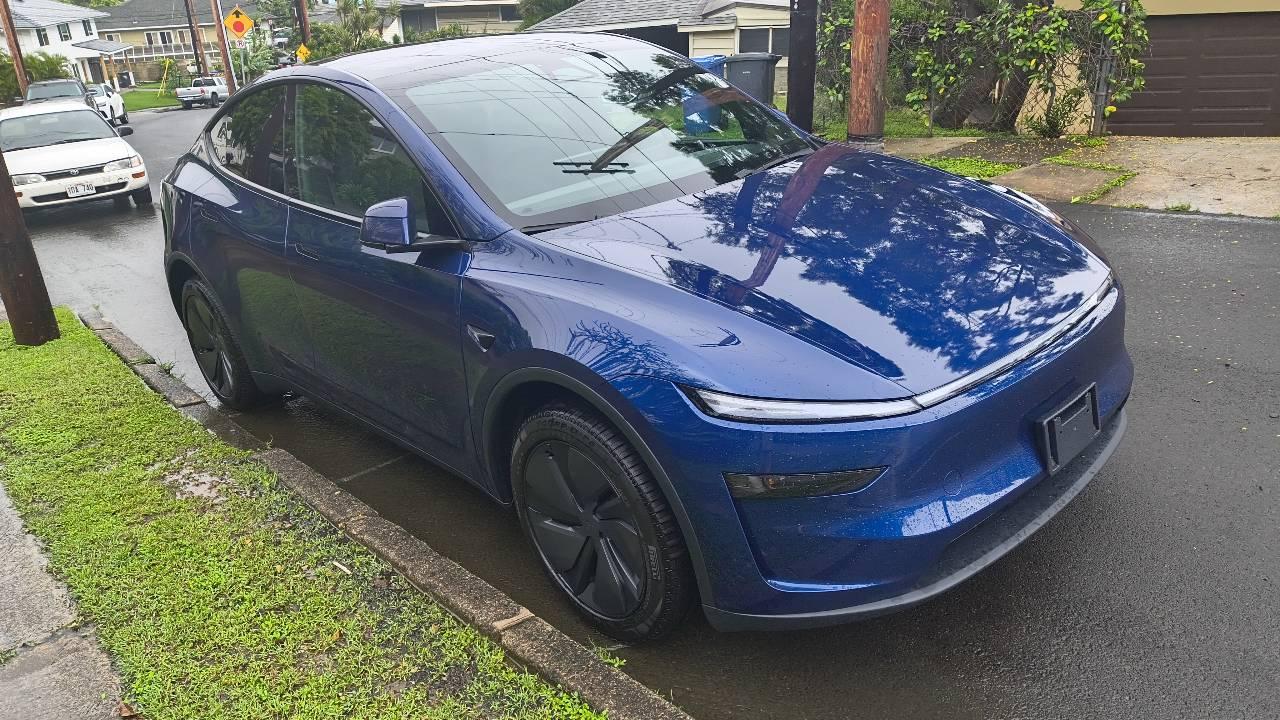 Tesla Model Y 2026 in Honolulu, HI