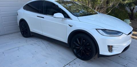 Tesla Model X 2019