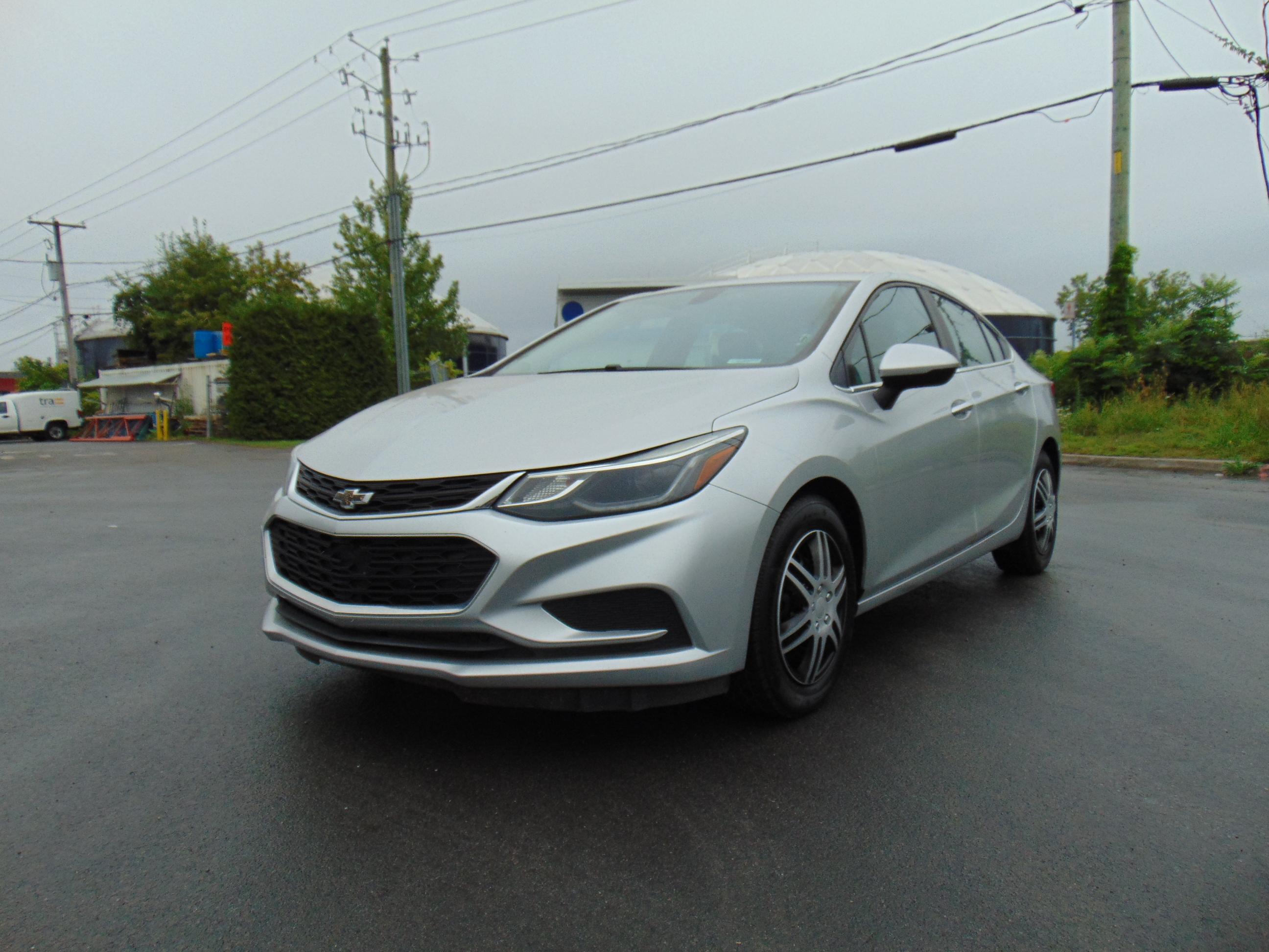 Chevrolet Cruze 2017 à Saint-Eustache, QC