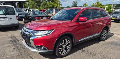 Mitsubishi OUTLANDER 2016