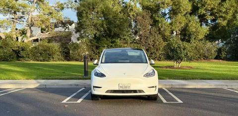 Tesla Model Y 2021
