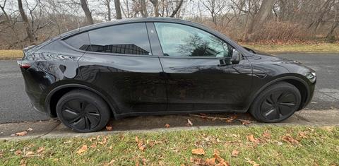 Tesla Model Y 2026