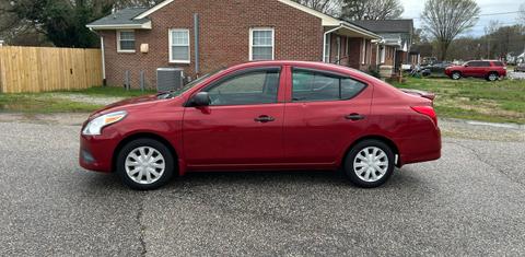 Nissan Versa 2015