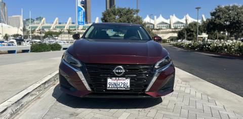 Nissan Altima 2023