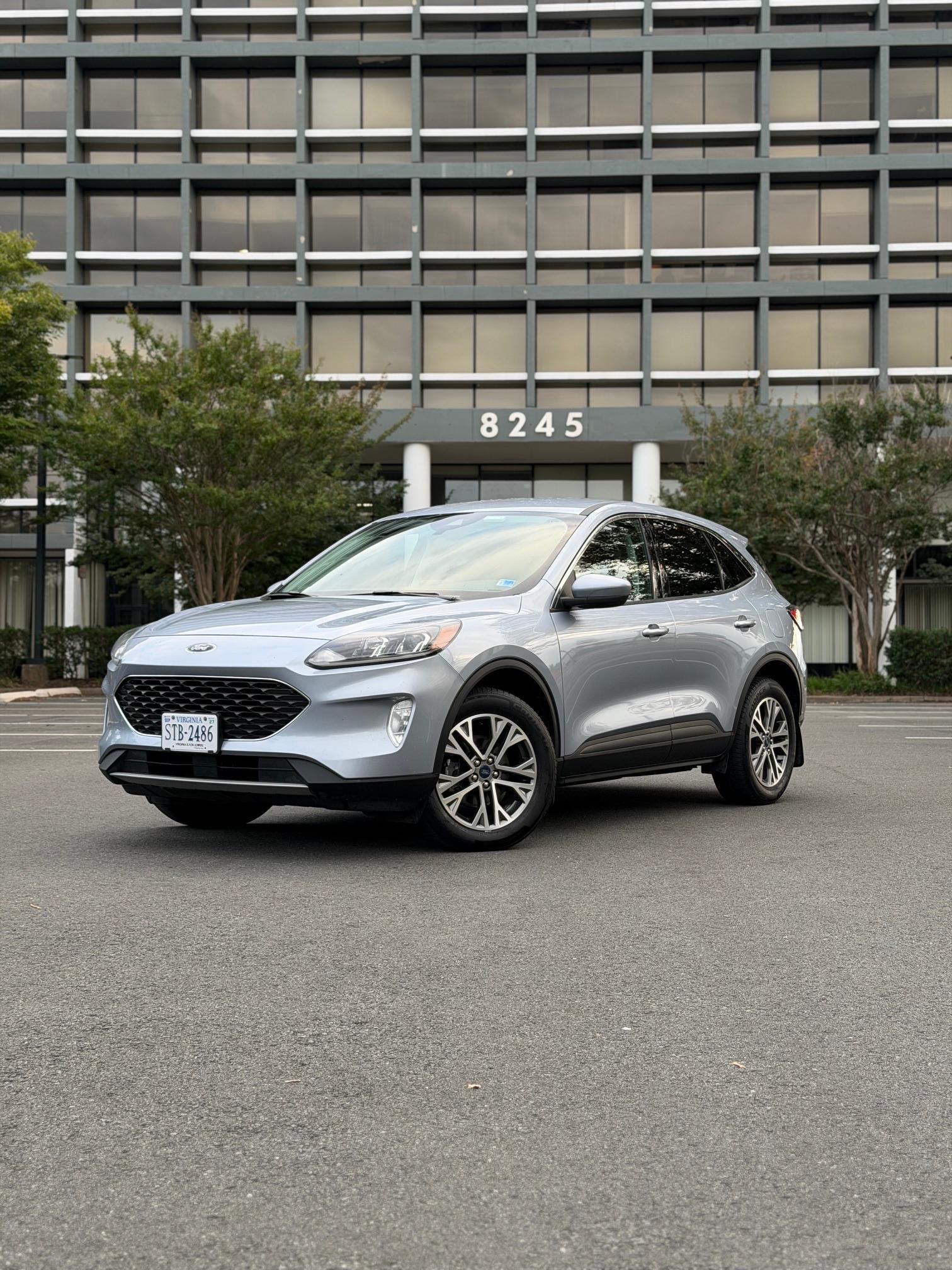 Ford Escape Hybrid 2022 in Tysons, VA