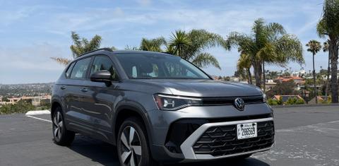 Volkswagen Taos 2025