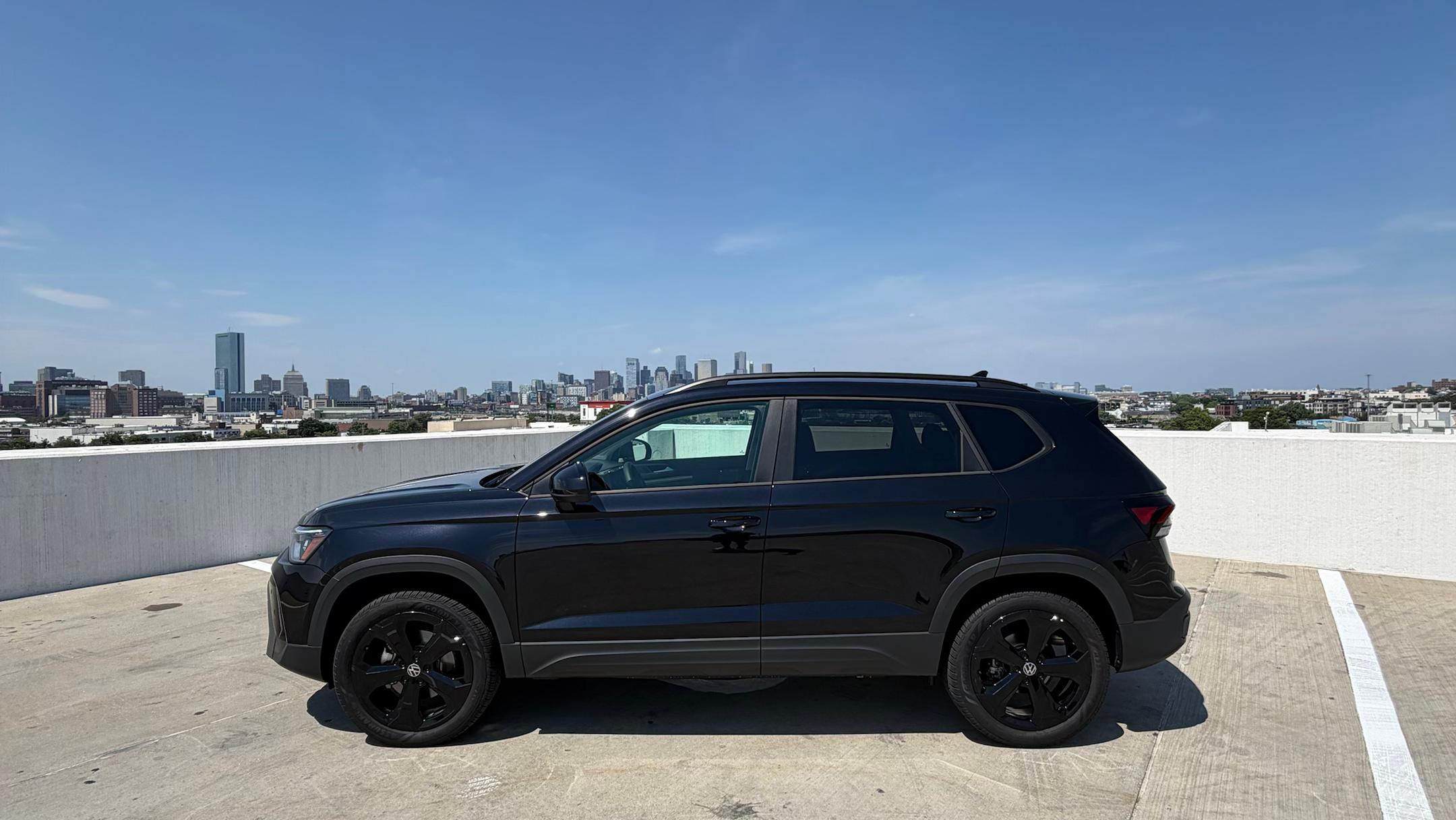 Volkswagen Taos 2025 in Boston, MA