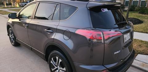 Toyota RAV4 2017