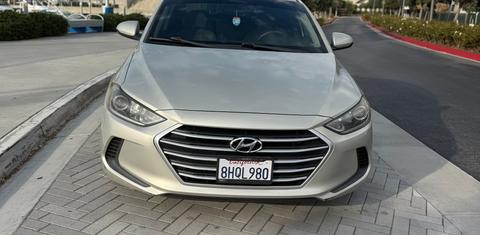 Hyundai Elantra 2017