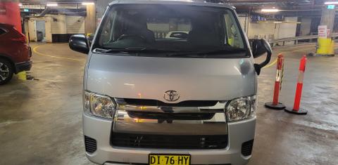 Toyota HIACE 2017