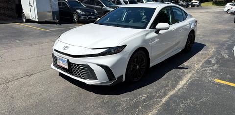 Toyota Camry Hybrid 2026