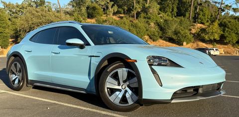 Porsche Taycan 2022