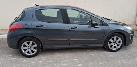 Peugeot 308 2012