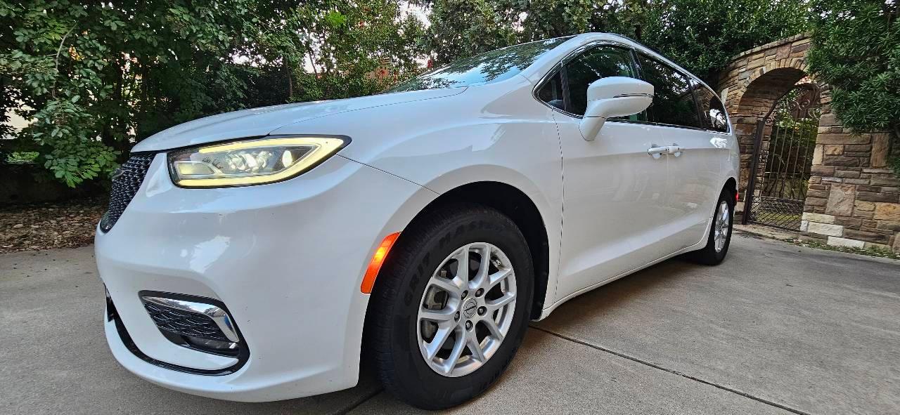 Chrysler Pacifica 2022 in Murphy, TX