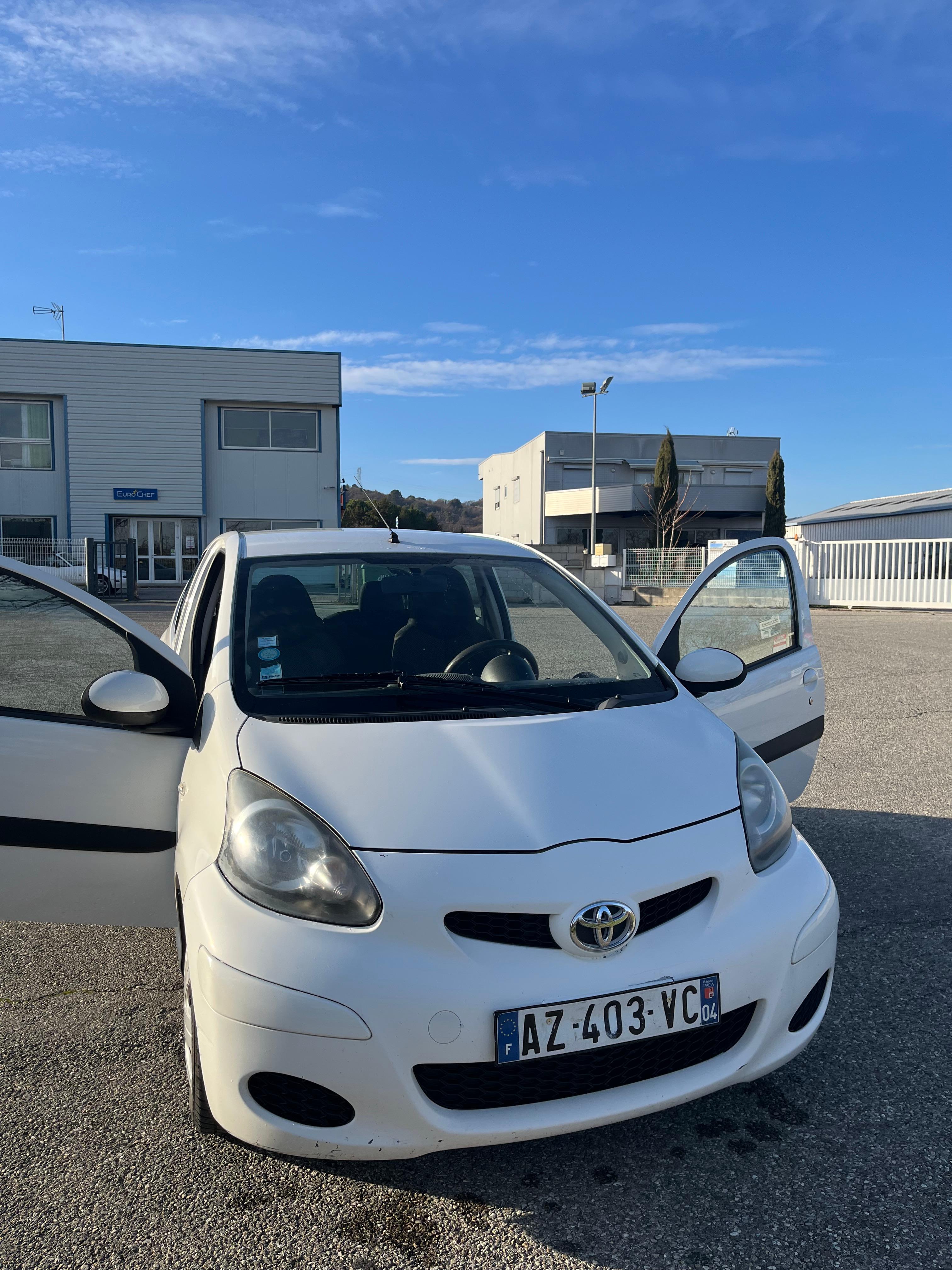 Toyota AYGO 2010 à Manosque