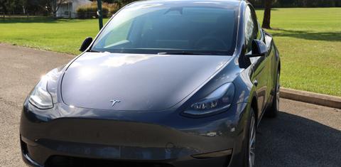 Tesla Model Y 2023