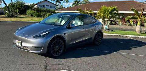 Tesla Model Y 2024