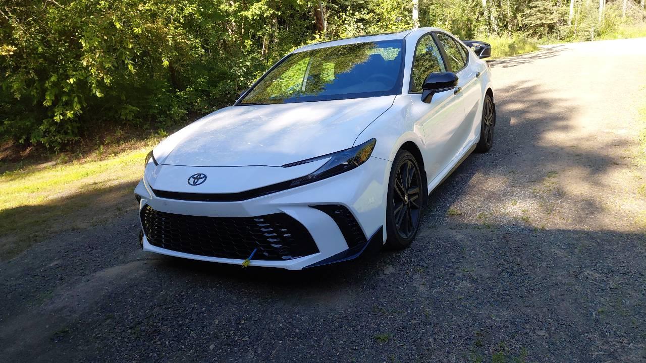Toyota Camry Hybrid 2026 in Fairbanks, AK