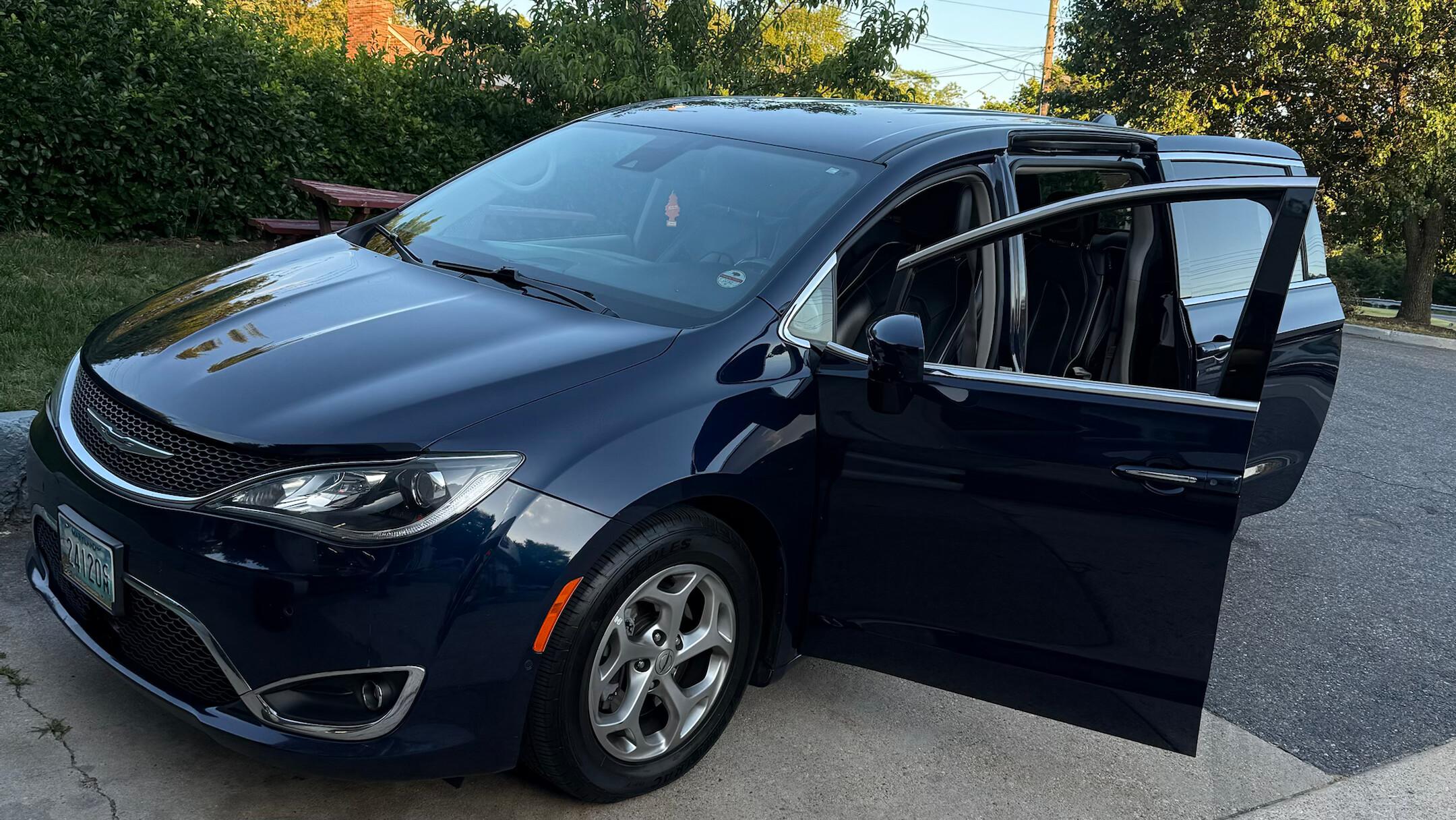Chrysler Pacifica 2020 in 