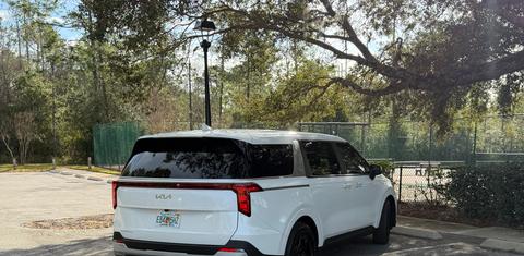 Kia Carnival 2025