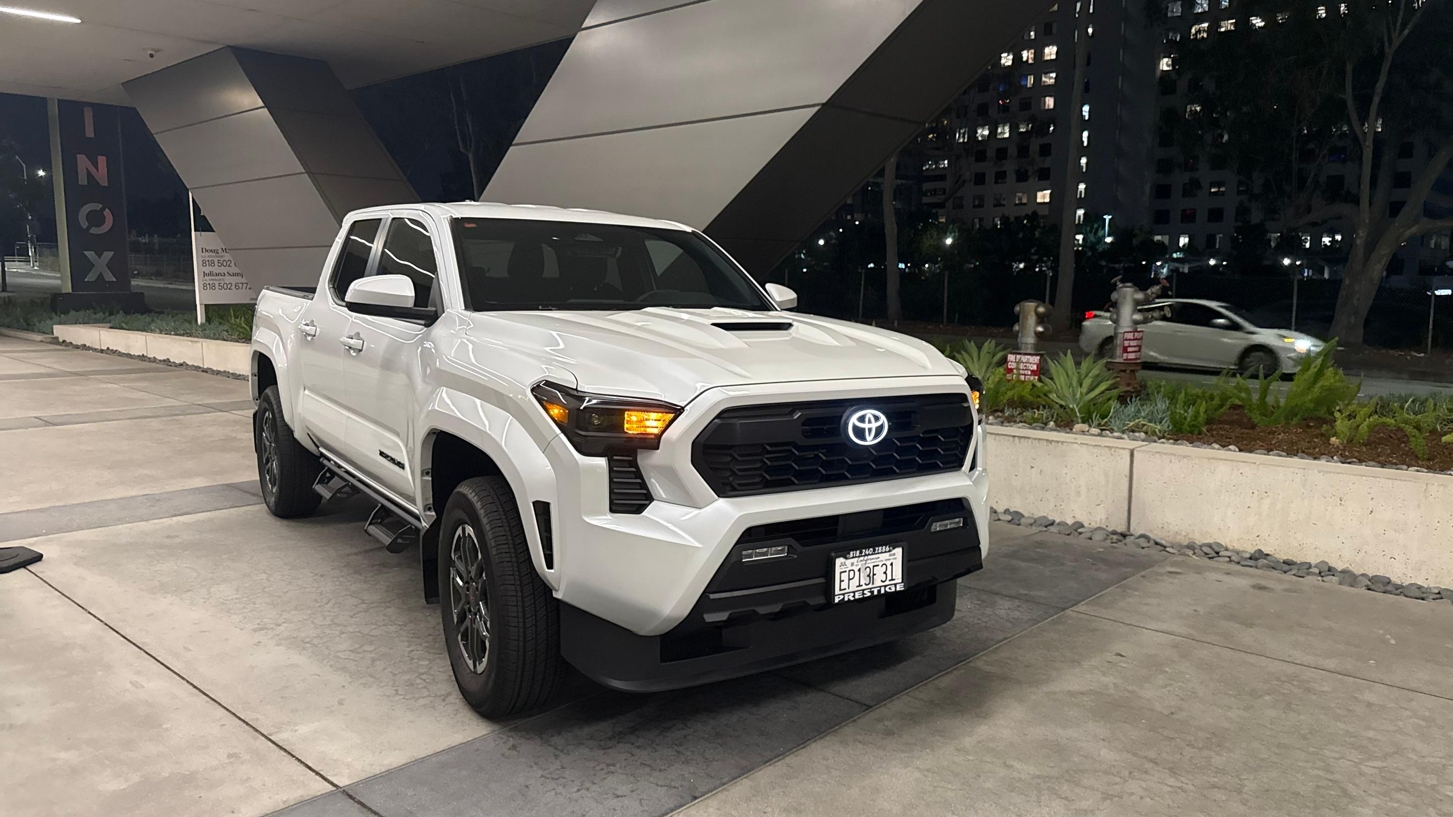 Toyota Tacoma 2026 in Glendale, CA