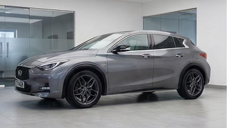 INFINITI Q30 2017 in London