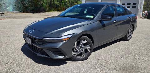 Hyundai Elantra 2025