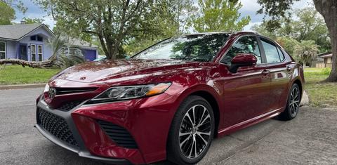Toyota Camry 2018
