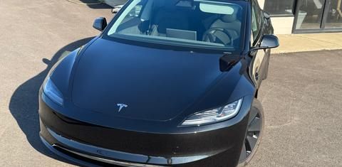 Tesla Model 3 2025