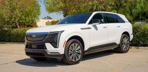 Cadillac Escalade IQ 2025