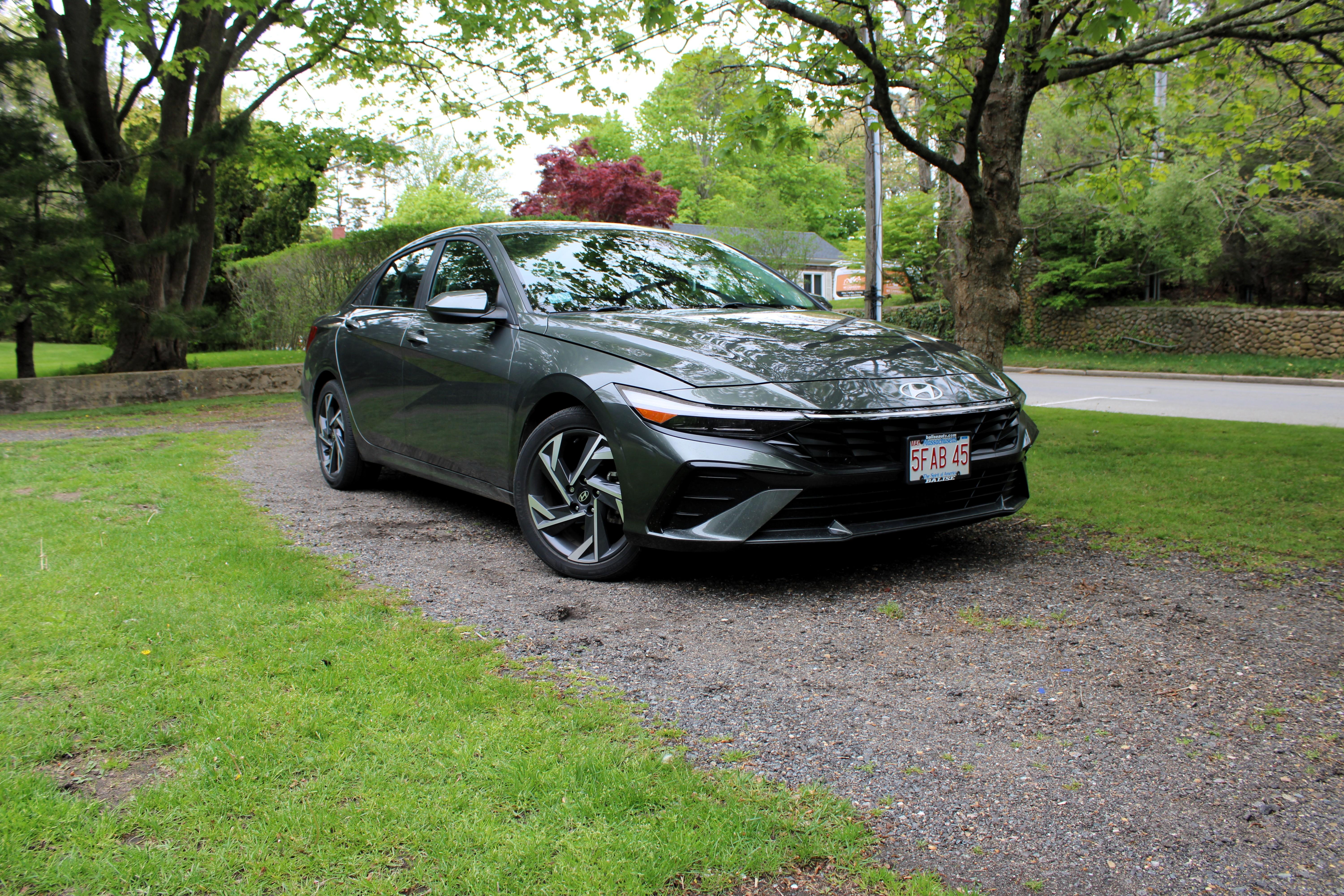 Hyundai Elantra 2024 in 