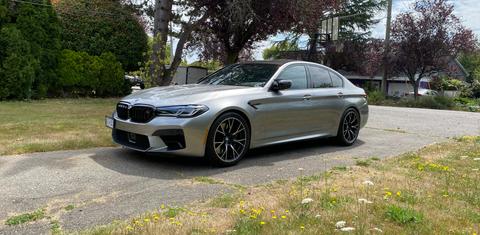 BMW M5 2022