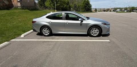 Toyota Camry Hybrid 2025