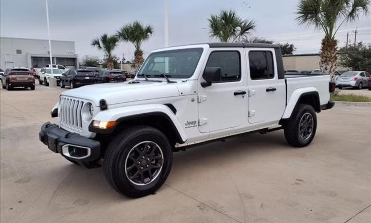 Jeep Gladiator 2023 in 