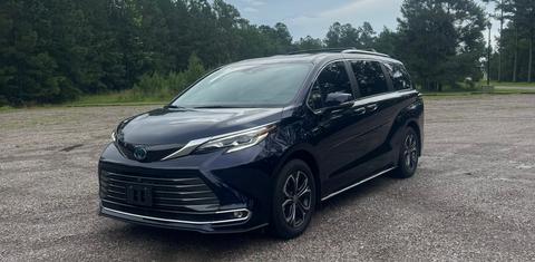 Toyota Sienna 2025