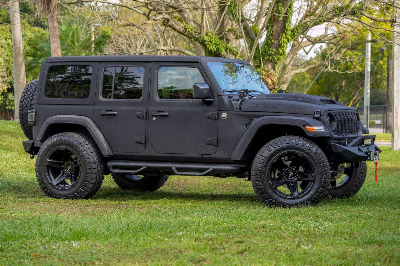 Jeep Wrangler 4xe 2024 in 